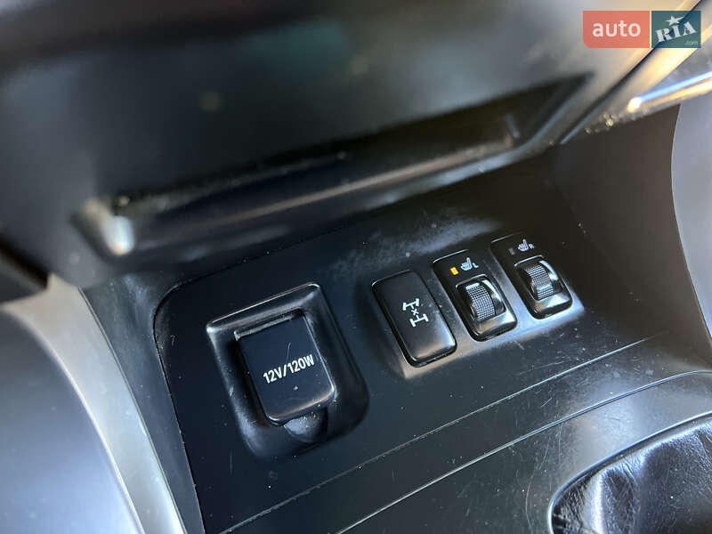 Внедорожник / Кроссовер Toyota Land Cruiser Prado 2004 в Львове фото 19 Внедорожник / Кроссовер Toyota Land Cruiser Prado 2004 в Львове