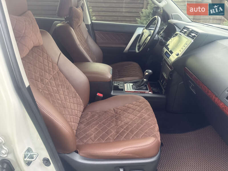 Внедорожник / Кроссовер Toyota Land Cruiser Prado 2022 в Черкассах фото 74 Внедорожник / Кроссовер Toyota Land Cruiser Prado 2022 в Черкассах