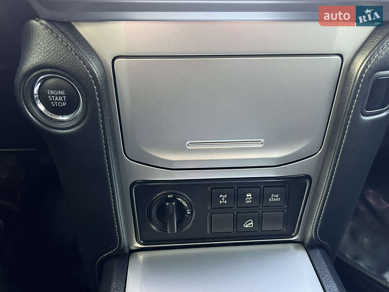 Позашляховик / Кросовер Toyota Land Cruiser Prado 2018 в Києві