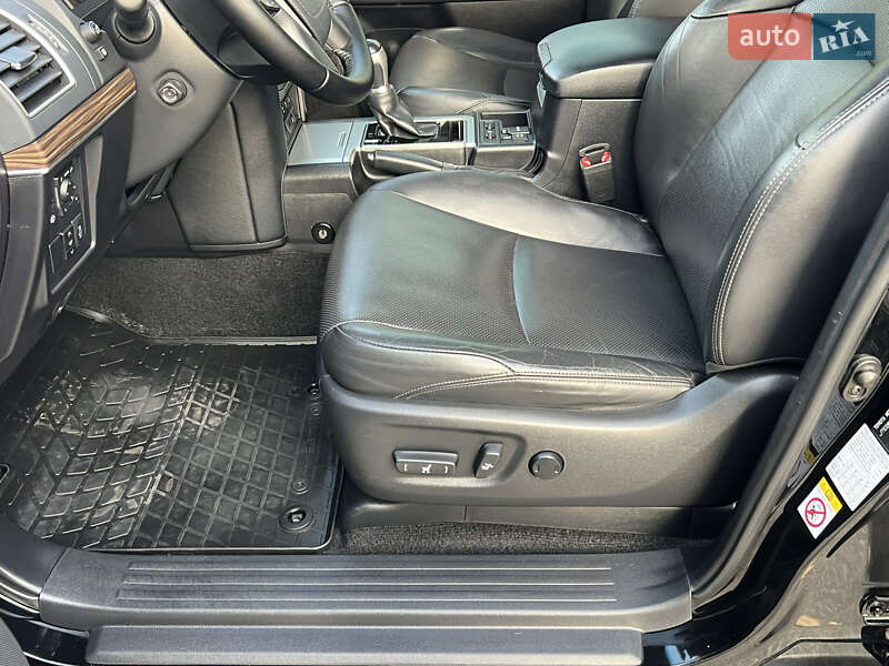 Позашляховик / Кросовер Toyota Land Cruiser Prado 2018 в Києві