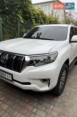 Позашляховик / Кросовер Toyota Land Cruiser Prado 2019 в Дніпрі