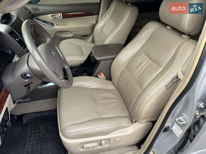 Позашляховик / Кросовер Toyota Land Cruiser Prado 2005 в Києві