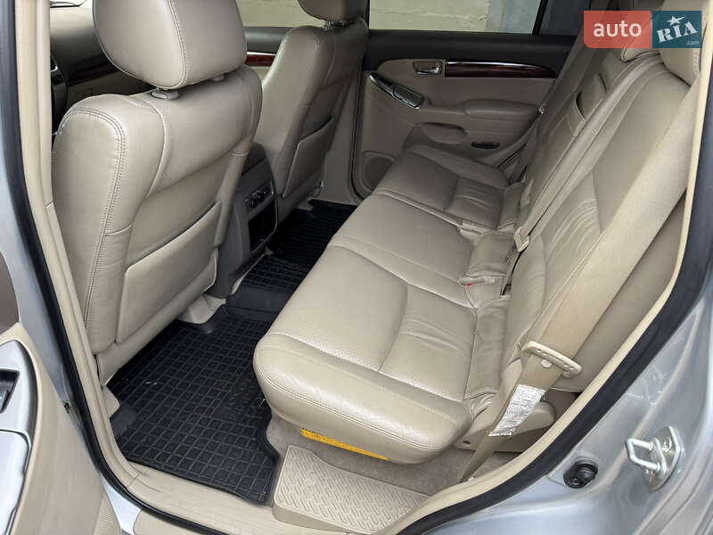 Позашляховик / Кросовер Toyota Land Cruiser Prado 2005 в Києві