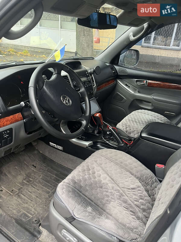Внедорожник / Кроссовер Toyota Land Cruiser Prado 2003 в Киеве фото 9 Внедорожник / Кроссовер Toyota Land Cruiser Prado 2003 в Киеве
