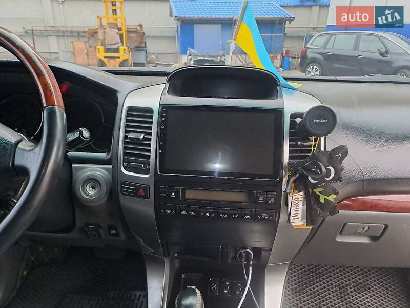 Позашляховик / Кросовер Toyota Land Cruiser Prado 2005 в Одесі