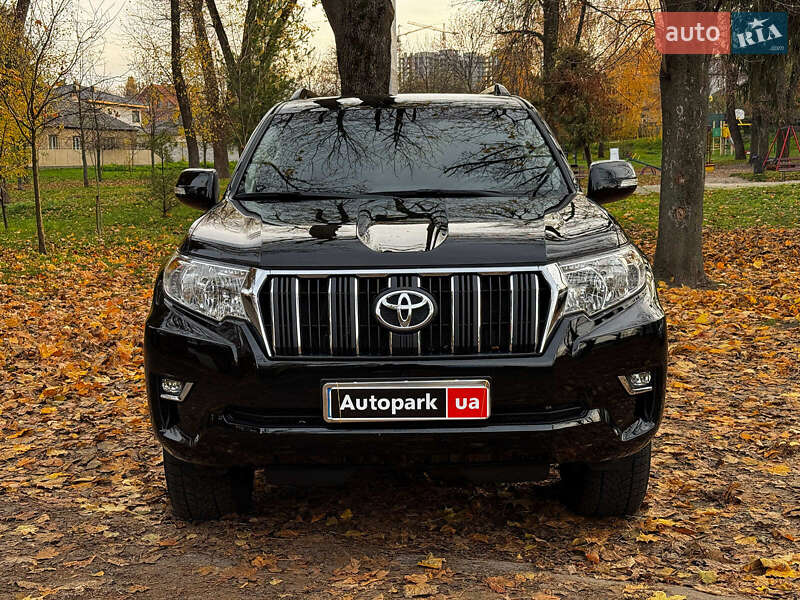Внедорожник / Кроссовер Toyota Land Cruiser Prado 2018 в Киеве фото 2 Внедорожник / Кроссовер Toyota Land Cruiser Prado 2018 в Киеве