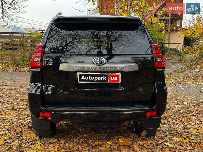 Внедорожник / Кроссовер Toyota Land Cruiser Prado 2018 в Киеве фото 6 Внедорожник / Кроссовер Toyota Land Cruiser Prado 2018 в Киеве