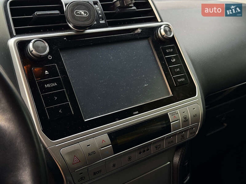 Внедорожник / Кроссовер Toyota Land Cruiser Prado 2018 в Киеве фото 20 Внедорожник / Кроссовер Toyota Land Cruiser Prado 2018 в Киеве