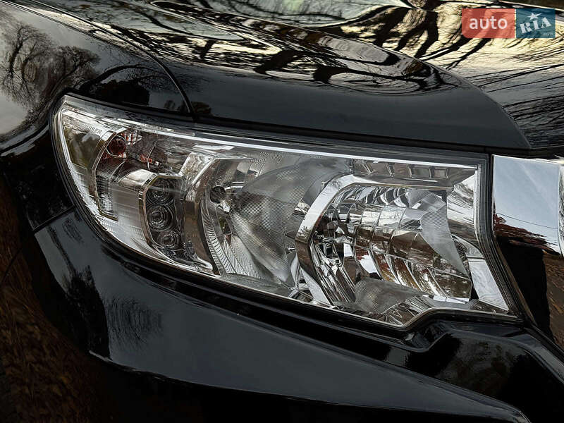 Внедорожник / Кроссовер Toyota Land Cruiser Prado 2018 в Киеве фото 34 Внедорожник / Кроссовер Toyota Land Cruiser Prado 2018 в Киеве