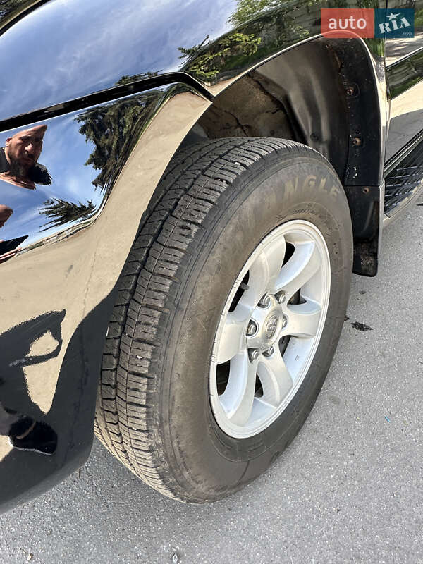 Внедорожник / Кроссовер Toyota Land Cruiser Prado 2006 в Харькове