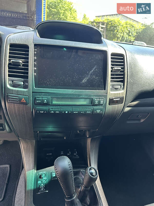 Внедорожник / Кроссовер Toyota Land Cruiser Prado 2006 в Харькове