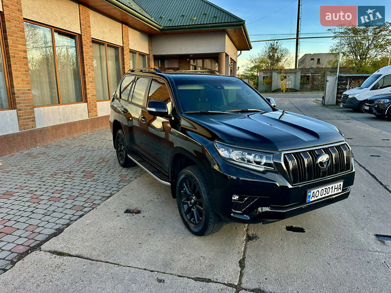 Позашляховик / Кросовер Toyota Land Cruiser Prado 2020 в Мукачевому