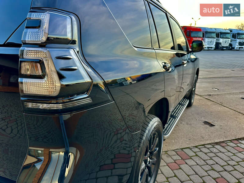 Позашляховик / Кросовер Toyota Land Cruiser Prado 2020 в Мукачевому