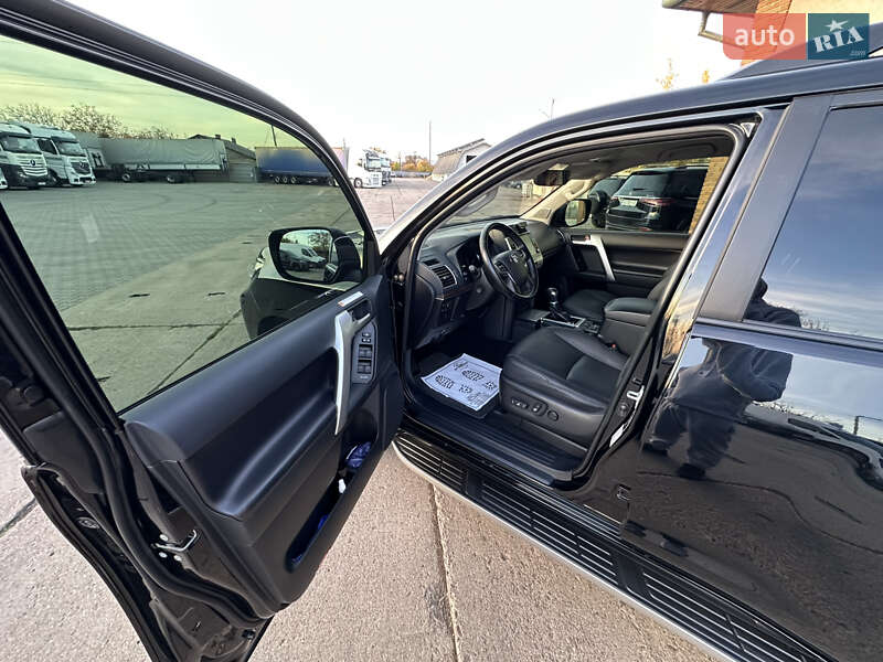 Позашляховик / Кросовер Toyota Land Cruiser Prado 2020 в Мукачевому