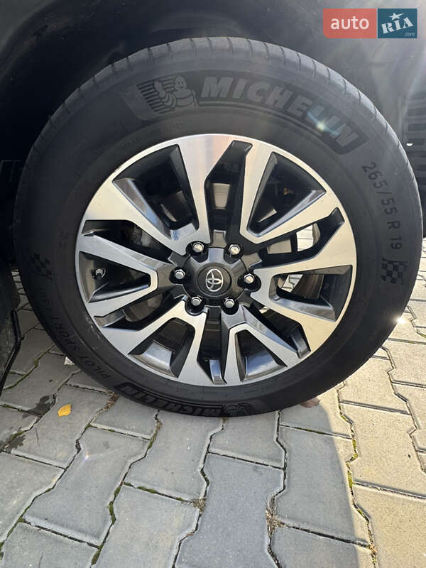 Позашляховик / Кросовер Toyota Land Cruiser Prado 2022 в Ізмаїлі