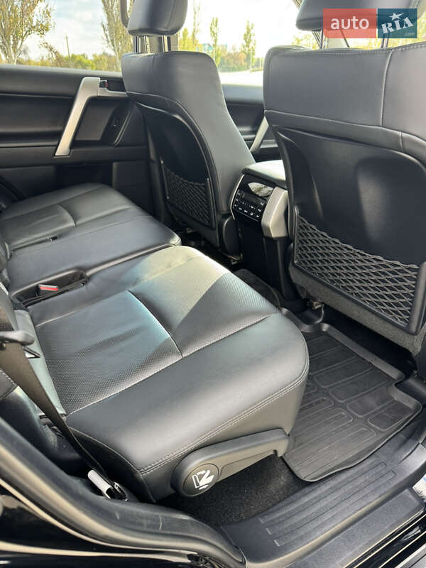 Позашляховик / Кросовер Toyota Land Cruiser Prado 2022 в Ізмаїлі