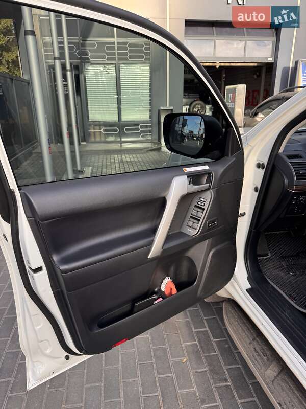 Внедорожник / Кроссовер Toyota Land Cruiser Prado 2020 в Николаеве фото 19 Внедорожник / Кроссовер Toyota Land Cruiser Prado 2020 в Николаеве