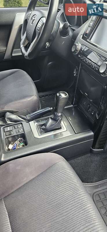 Внедорожник / Кроссовер Toyota Land Cruiser Prado 2014 в Виноградове фото 5 Внедорожник / Кроссовер Toyota Land Cruiser Prado 2014 в Виноградове