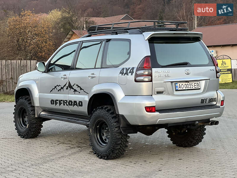 Внедорожник / Кроссовер Toyota Land Cruiser Prado 2006 в Сваляве