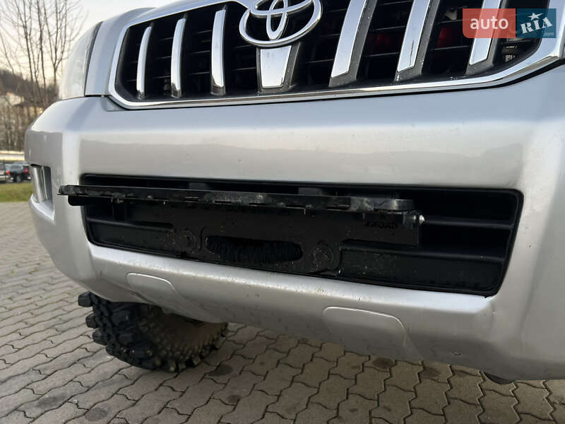 Внедорожник / Кроссовер Toyota Land Cruiser Prado 2006 в Сваляве