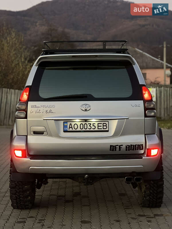 Внедорожник / Кроссовер Toyota Land Cruiser Prado 2006 в Сваляве