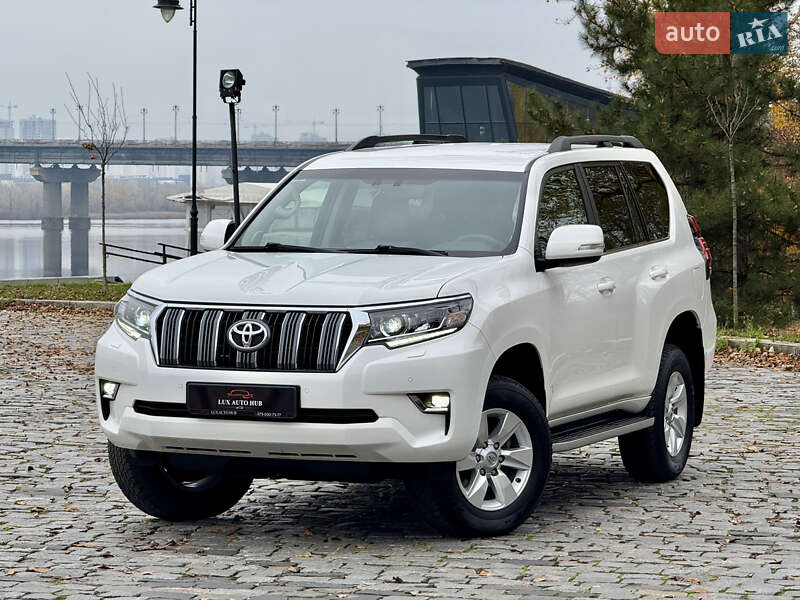 Позашляховик / Кросовер Toyota Land Cruiser Prado 2020 в Києві