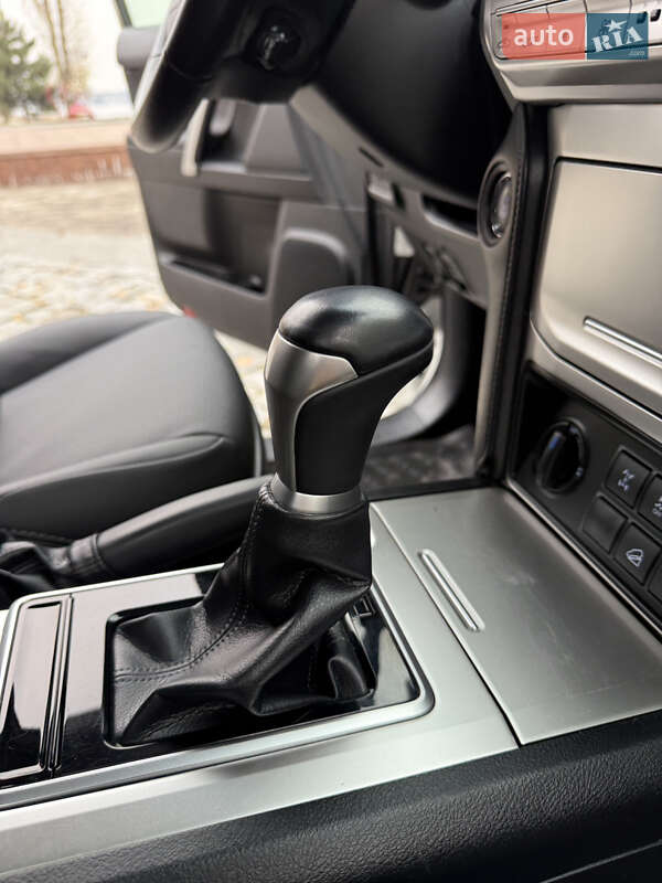 Позашляховик / Кросовер Toyota Land Cruiser Prado 2020 в Києві