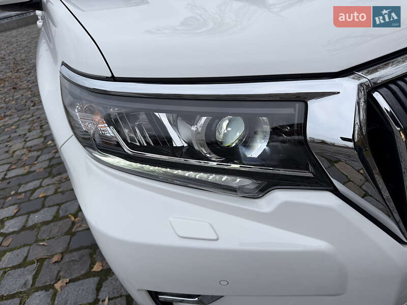 Позашляховик / Кросовер Toyota Land Cruiser Prado 2020 в Києві