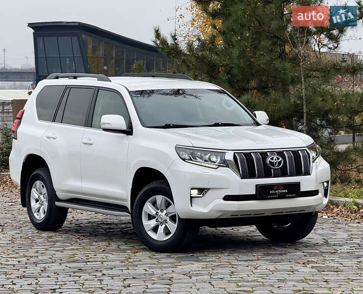 Позашляховик / Кросовер Toyota Land Cruiser Prado 2020 в Києві