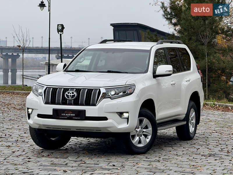 Позашляховик / Кросовер Toyota Land Cruiser Prado 2020 в Києві
