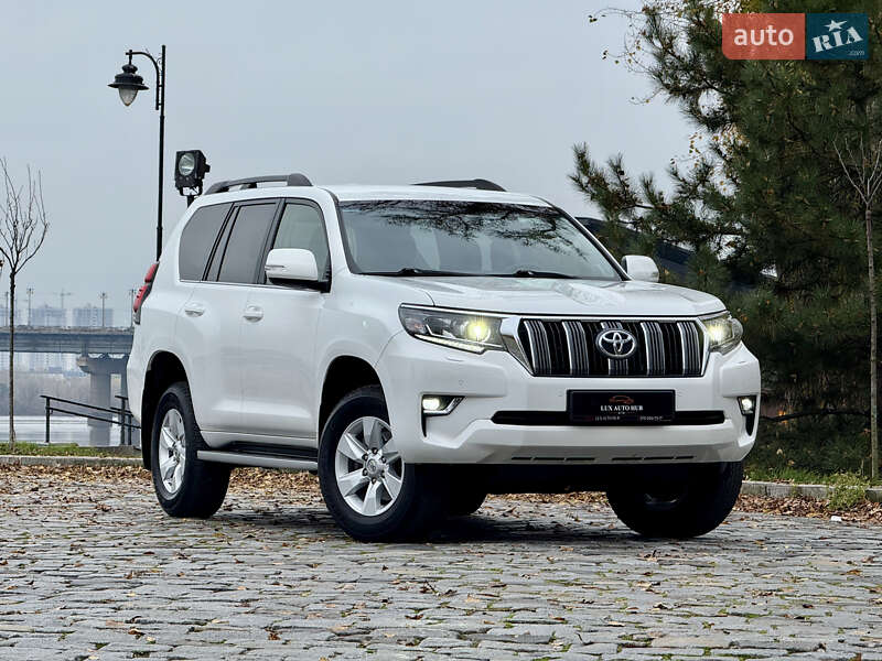 Позашляховик / Кросовер Toyota Land Cruiser Prado 2020 в Києві