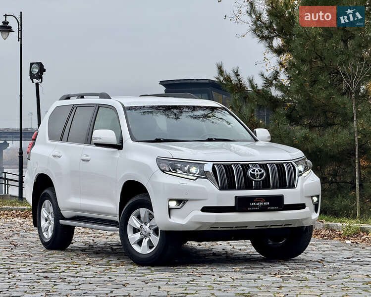 Позашляховик / Кросовер Toyota Land Cruiser Prado 2020 в Києві