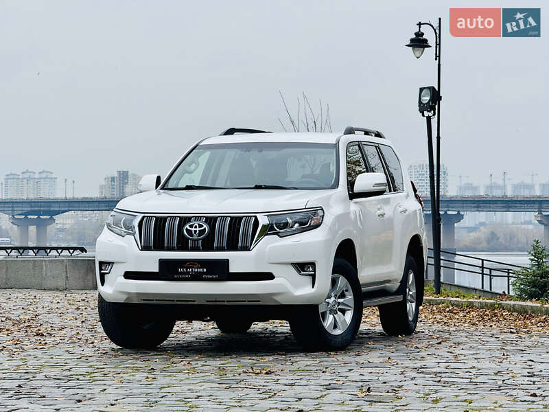 Позашляховик / Кросовер Toyota Land Cruiser Prado 2020 в Києві