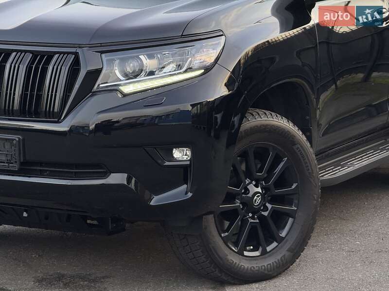 Внедорожник / Кроссовер Toyota Land Cruiser Prado 2019 в Киеве