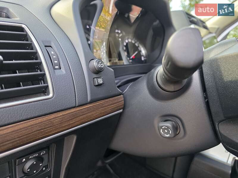 Внедорожник / Кроссовер Toyota Land Cruiser Prado 2022 в Кропивницком фото 20 Внедорожник / Кроссовер Toyota Land Cruiser Prado 2022 в Кропивницком
