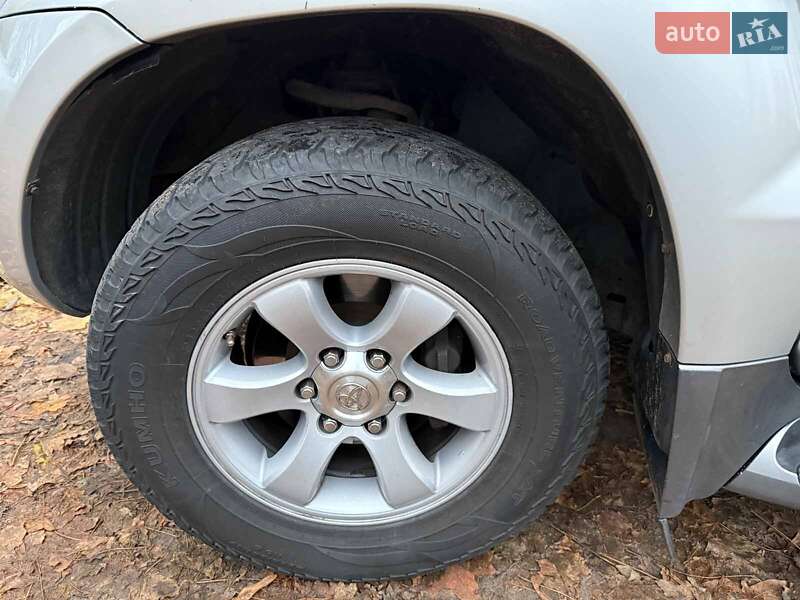 Внедорожник / Кроссовер Toyota Land Cruiser Prado 2007 в Киеве