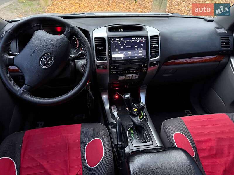 Внедорожник / Кроссовер Toyota Land Cruiser Prado 2007 в Киеве