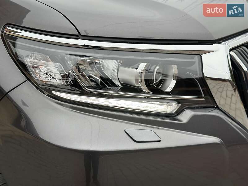 Позашляховик / Кросовер Toyota Land Cruiser Prado 2020 в Вінниці