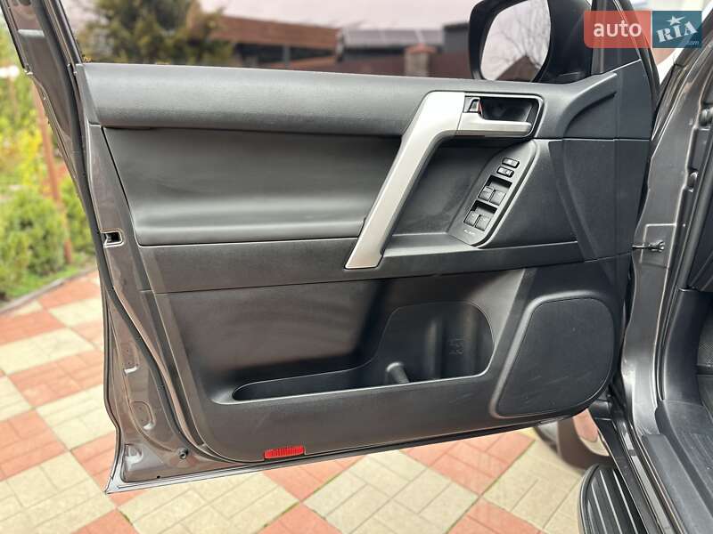 Позашляховик / Кросовер Toyota Land Cruiser Prado 2020 в Вінниці