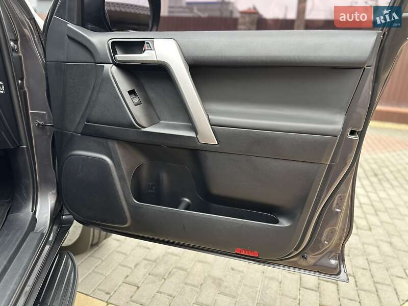 Позашляховик / Кросовер Toyota Land Cruiser Prado 2020 в Вінниці