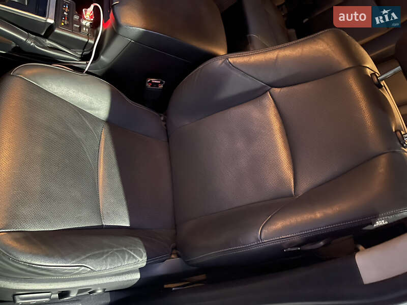 Позашляховик / Кросовер Toyota Land Cruiser Prado 2018 в Миронівці