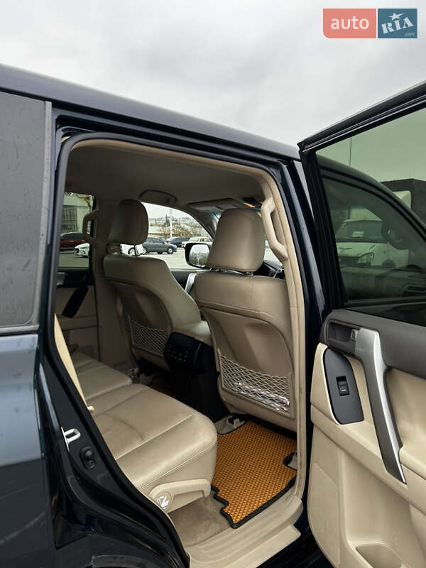 Внедорожник / Кроссовер Toyota Land Cruiser Prado 2018 в Запорожье