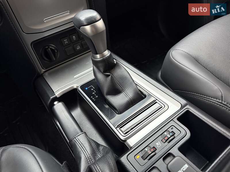 Позашляховик / Кросовер Toyota Land Cruiser Prado 2021 в Вінниці