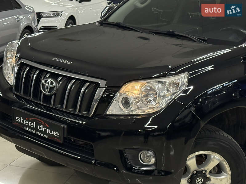 Внедорожник / Кроссовер Toyota Land Cruiser Prado 2010 в Николаеве