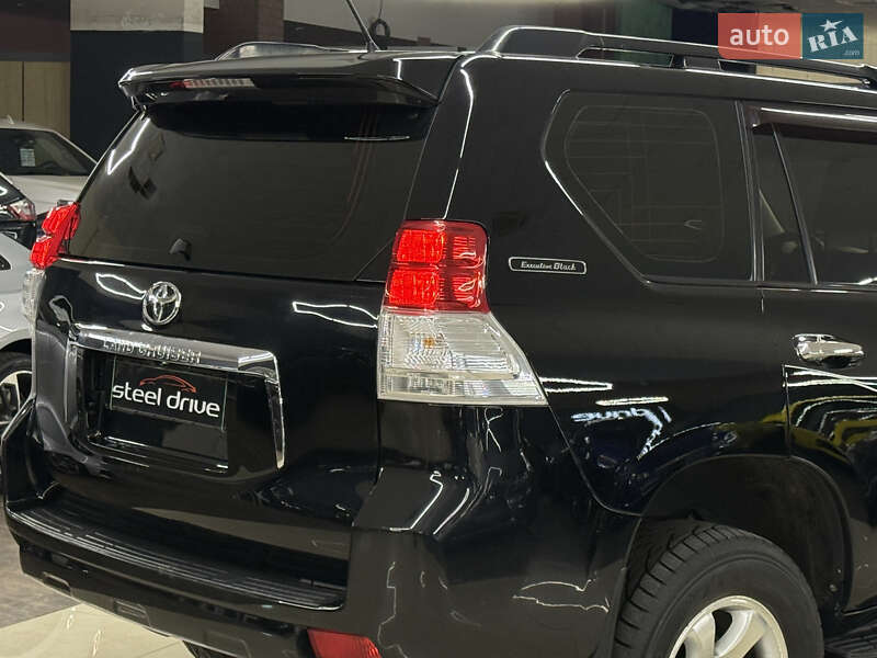 Внедорожник / Кроссовер Toyota Land Cruiser Prado 2010 в Николаеве