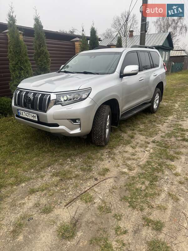 Позашляховик / Кросовер Toyota Land Cruiser Prado 2020 в Шостці