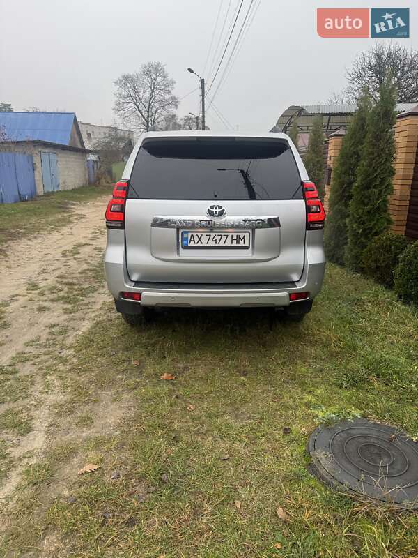 Позашляховик / Кросовер Toyota Land Cruiser Prado 2020 в Шостці
