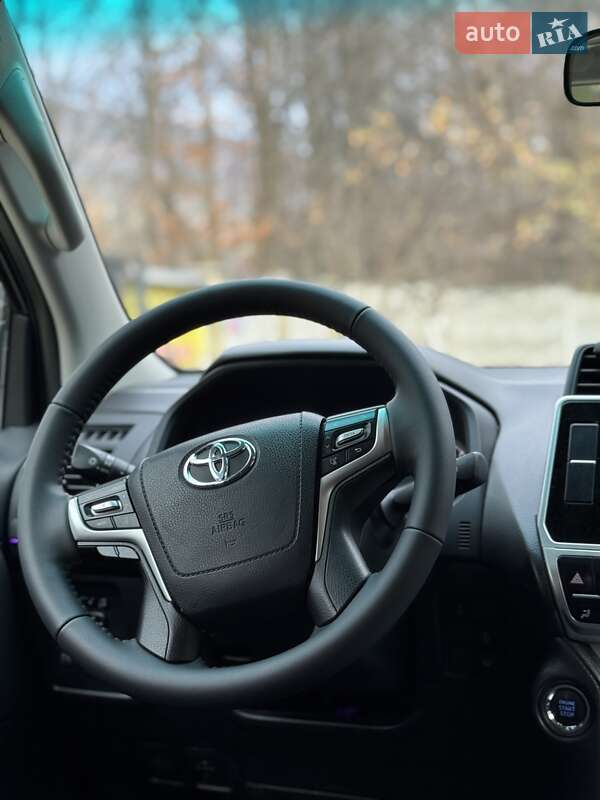 Внедорожник / Кроссовер Toyota Land Cruiser Prado 2020 в Яремче