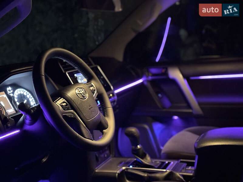 Внедорожник / Кроссовер Toyota Land Cruiser Prado 2020 в Яремче