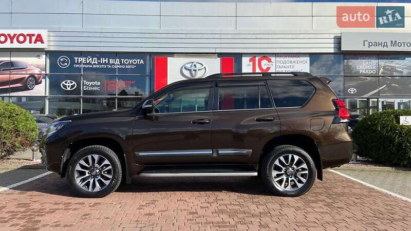 Внедорожник / Кроссовер Toyota Land Cruiser Prado 2023 в Хмельницком